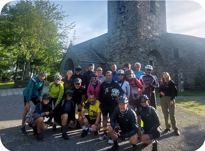 Cyclist enjoying the Camino